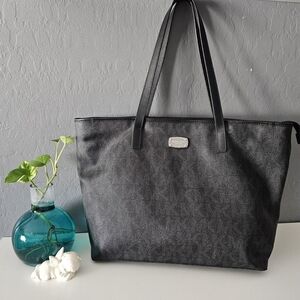 Black Michael Kors Monogram Jet Set Tote Shoulder Bag